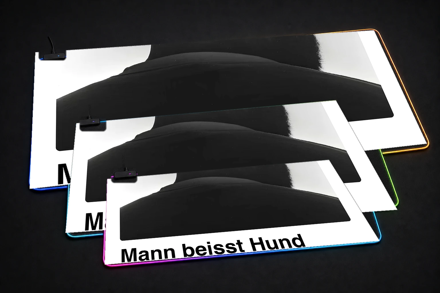 OG Keemo Mann beisst Hund RGB Desk Mat three-size comparison